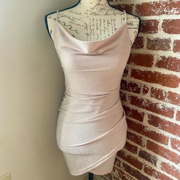 Luxe light pink sparkly dress - Picture 3 of 7